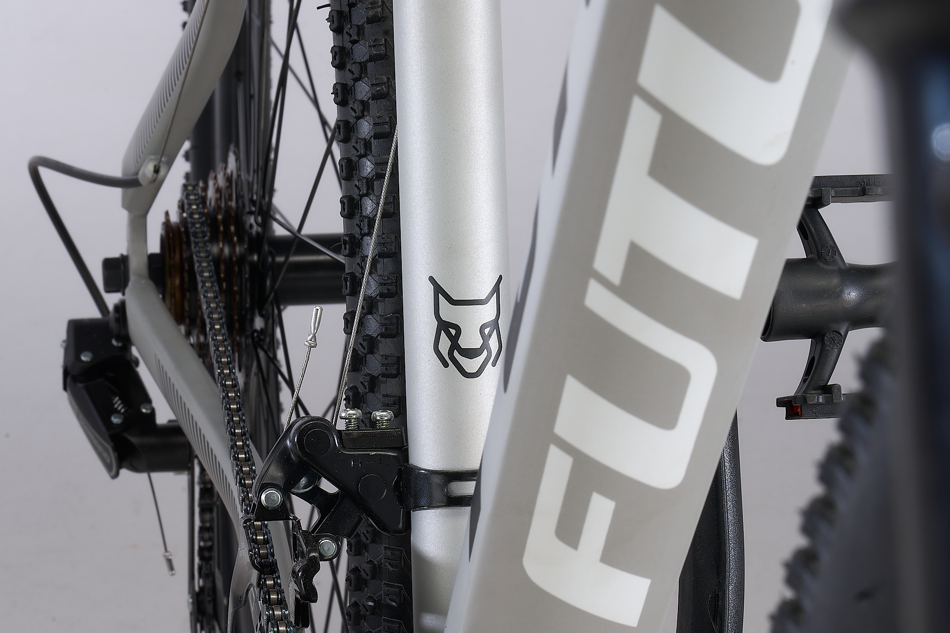 Bicicleta MTB Modelo LYNCECOMP R.29" Gris Claro (matte) - Imagen 3