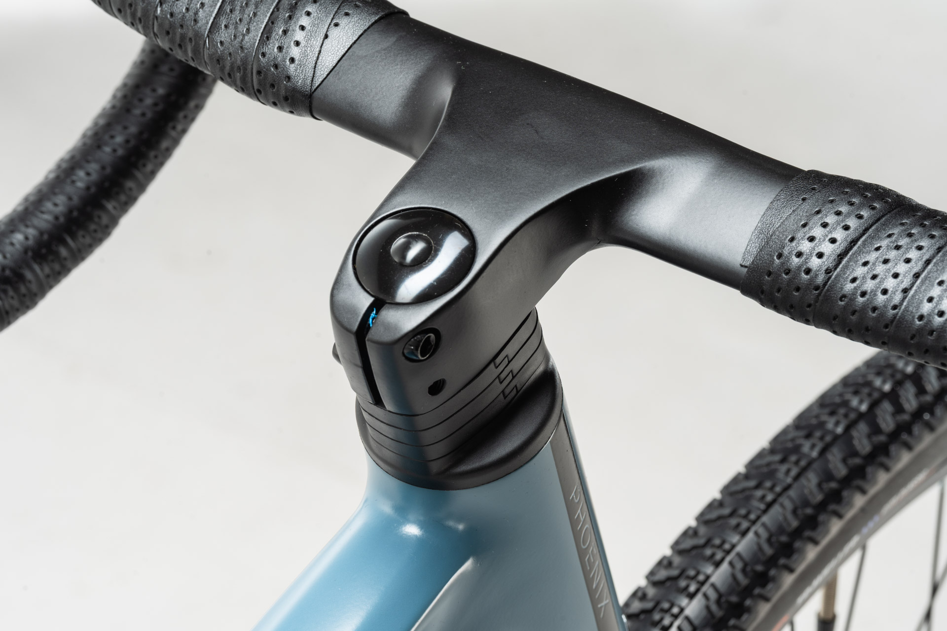 Bicicleta GRAVEL Modelo ¨PHOENIX¨ 700C Talle M. 10s TIAGRA - Imagen 11